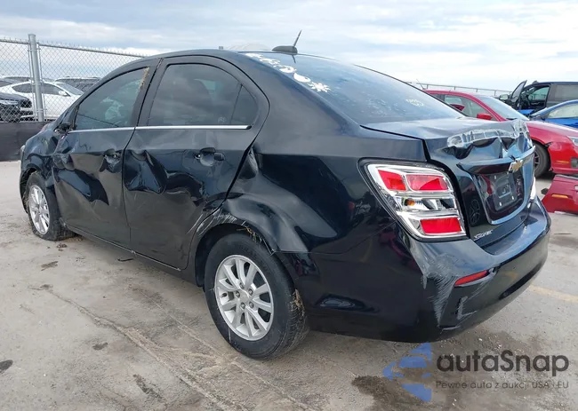 1G1JD5SH1J4109210: 43792252