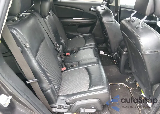 3C4PDCGG8HT537320: 43792284