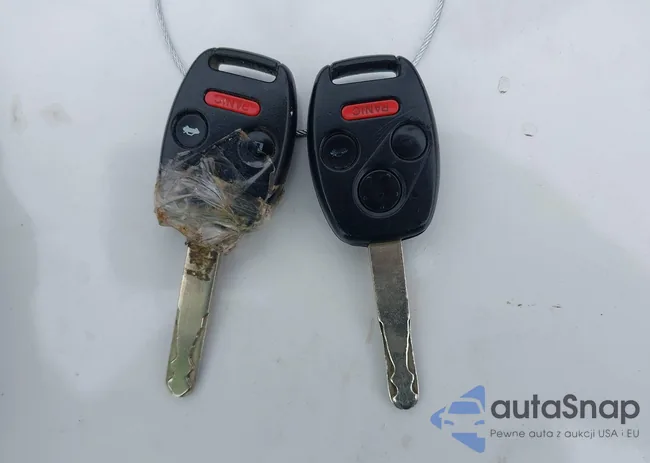 1HGCM56854A030477: 43792287