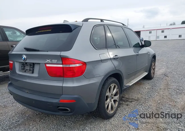 5UXFE835X8L160669: 43792312