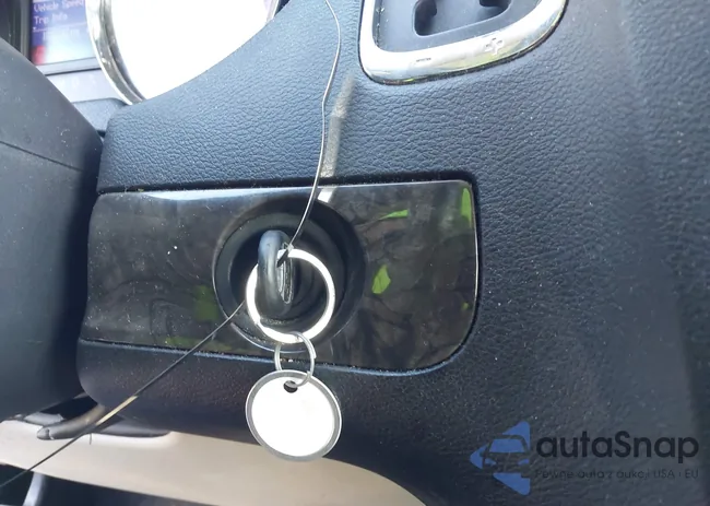 2D4RN5DGXBR743483: 43792453