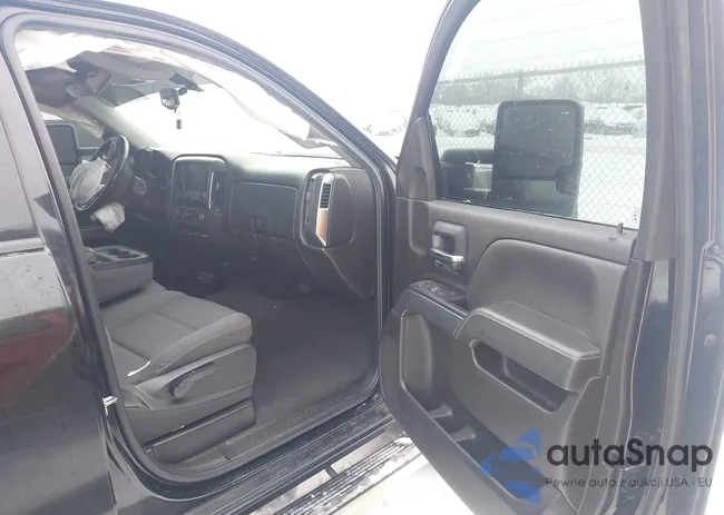 2GCVKPEC0K1120657: 43792540