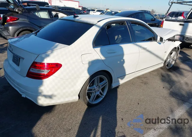 WDDGF4HB5CR220797: 43791718