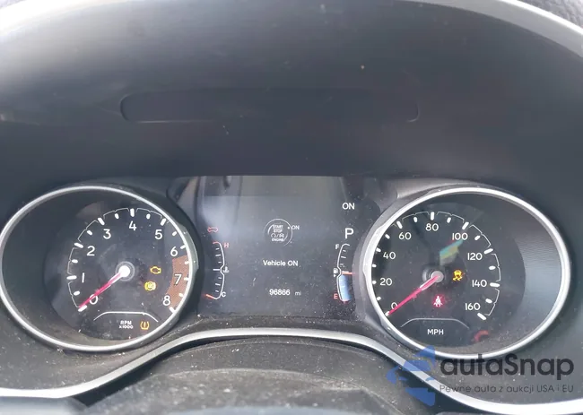 3C4NJDCB8JT113948: 43791724