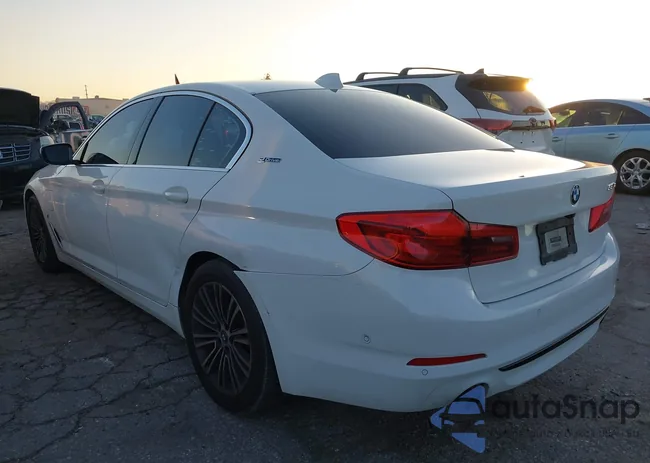 WBAJA9C51KB398627: 43792953