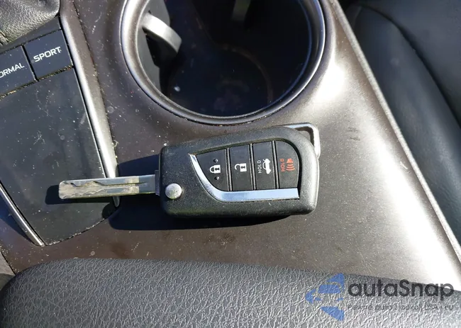 4T1G11AK3NU644122: 43793218