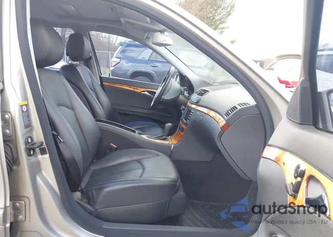 WDBUF87J06X207807: 43793372