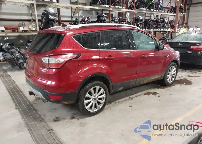 1FMCU9J91JUC21745: 43793381