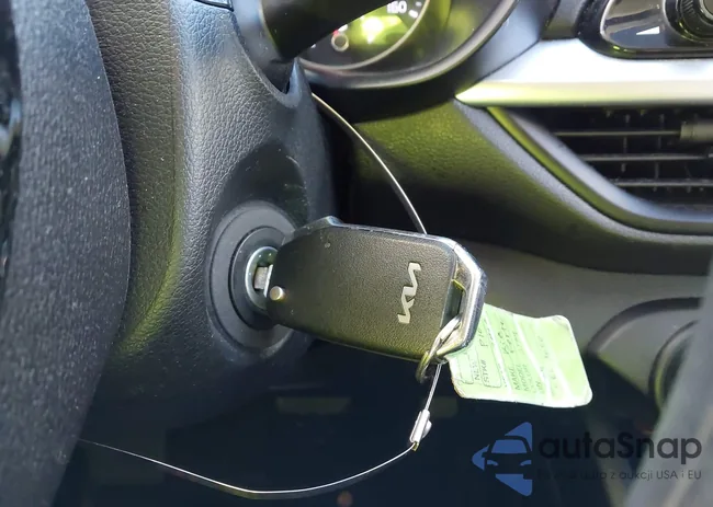 3KPF24ADXRE816912: 43793428