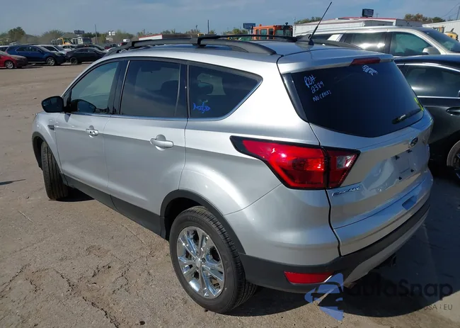 1FMCU0HD3KUA99980: 43793494