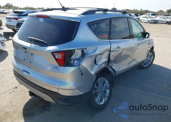 1FMCU0HD3KUA99980: 43793494