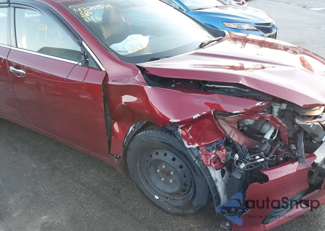 1N4AL3AP5JC285034: 43793524