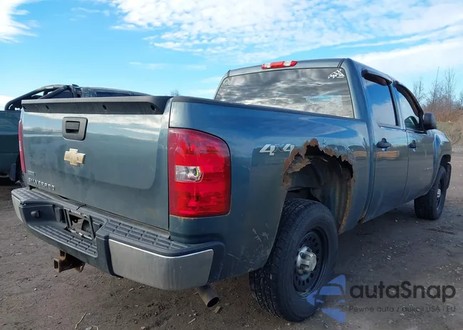 1GCPKPE33BF249378: 43792565