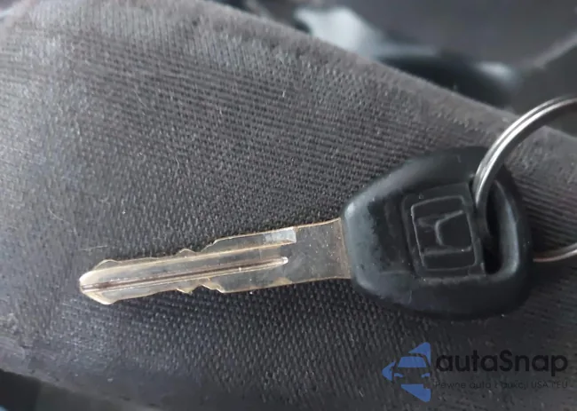 1HGEM22911L086826: 43792595