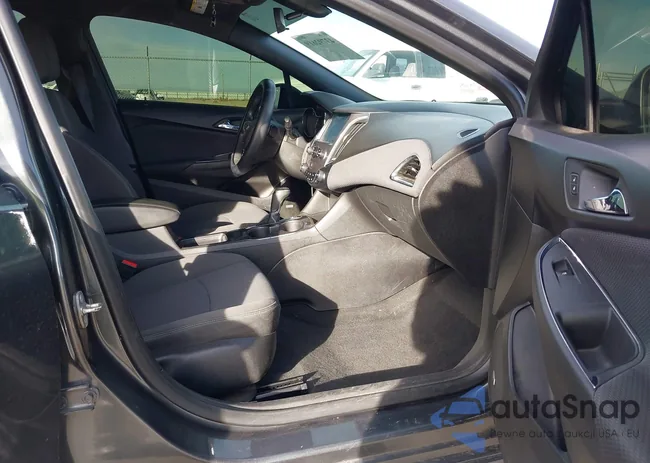 3G1BE6SM6JS646997: 43792619