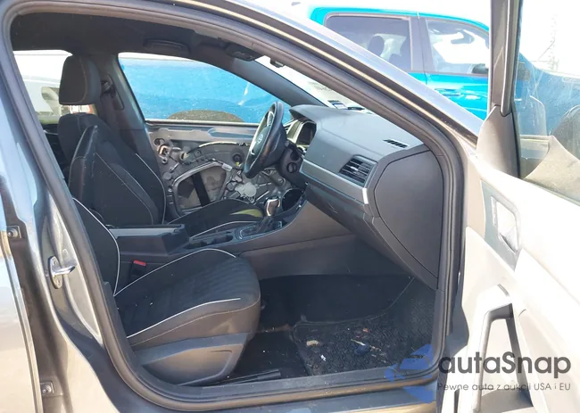 3VWBM7BU5RM082790: 43792640