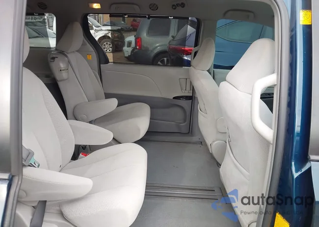 5TDKK3DC9CS221008: 43792742