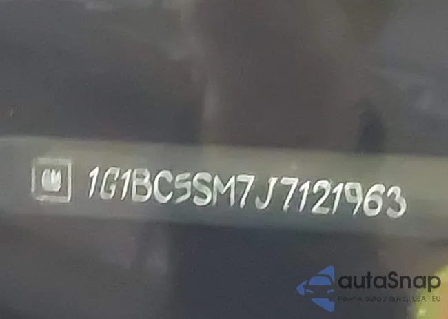 1G1BC5SM7J7121963: 43792761