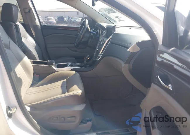 3GYFNCE3XCS564519: 43792807