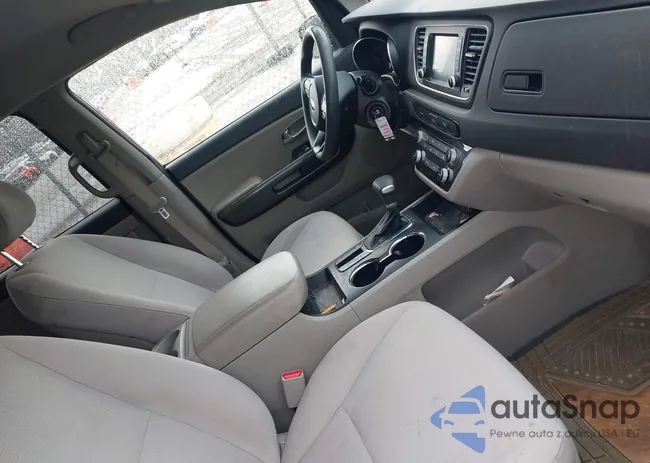 KNDMB5C14M6675608: 43793966