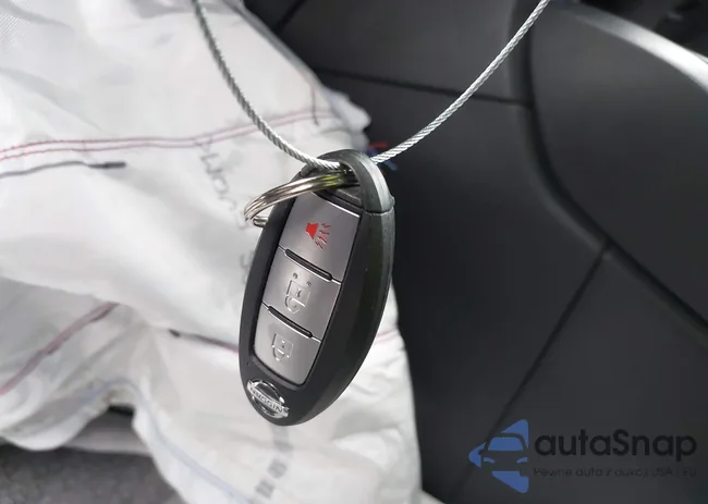 3N1CP5BV8ML557183: 43794035