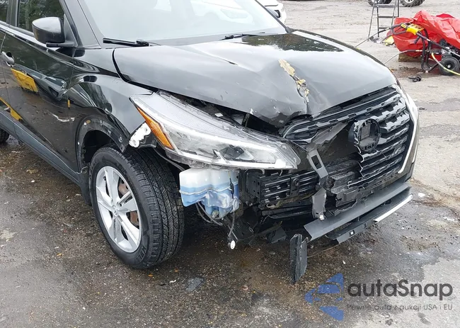 3N1CP5BV8ML557183: 43794035