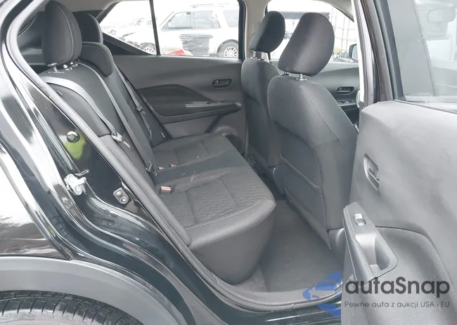 3N1CP5BV8ML557183: 43794035