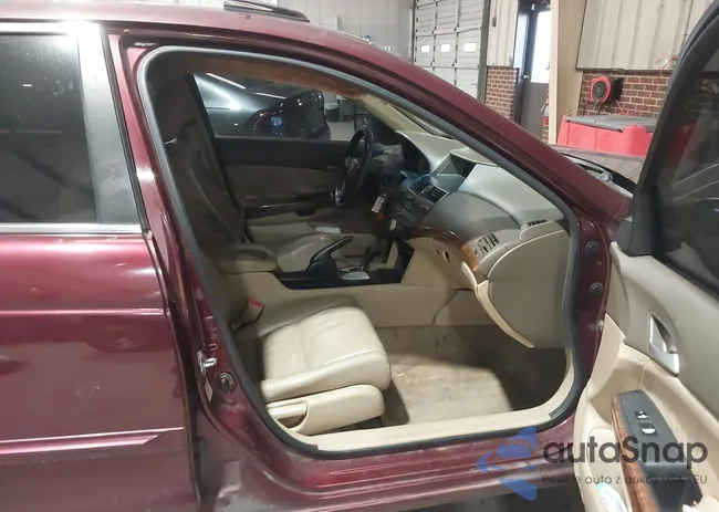 1HGCP2F84AA031458: 43794189