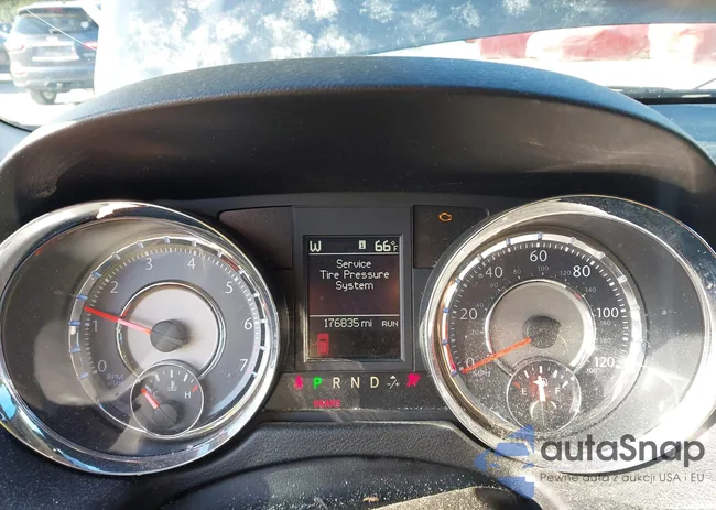 2C4RC1CG7DR683193: 43794397