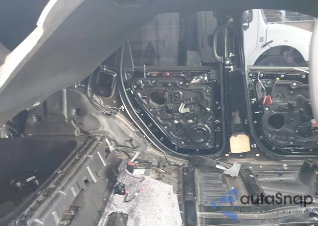 1C4RJFN99JC284078: 43794435