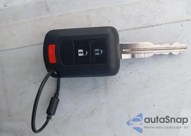 ML32AUHJ8MH014197: 43794469