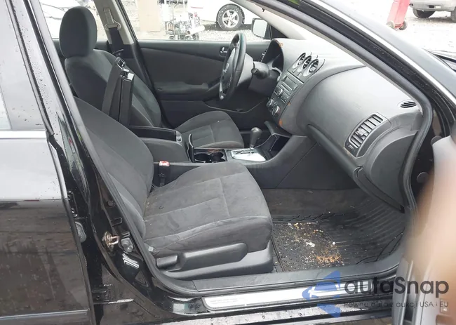 1N4AL2AP2AN401322: 43793603