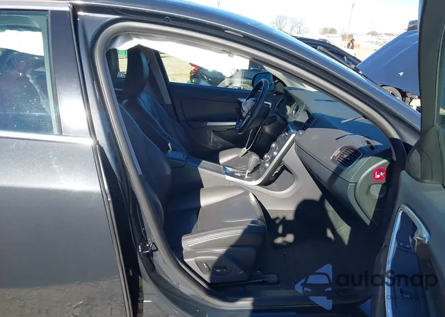 YV1622FS5C2031241: 43793664