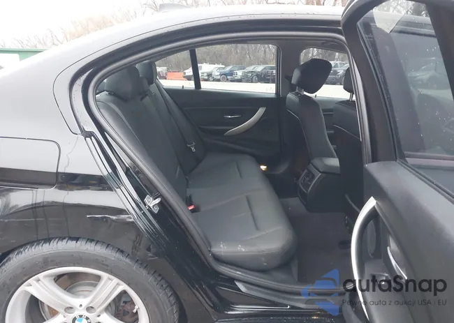 WBA3C3G59FNT53398: 43793677