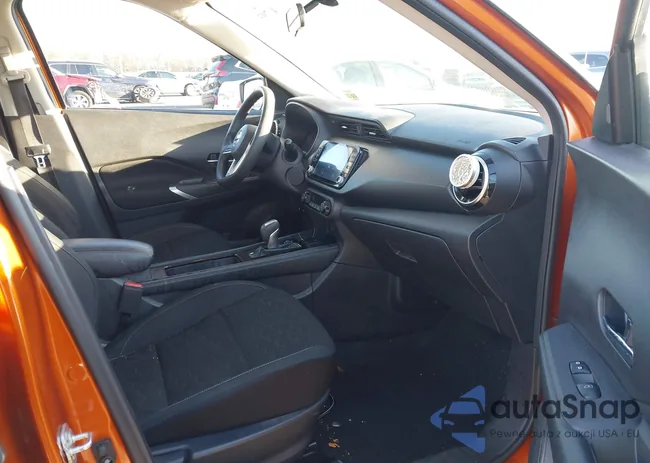 3N1CP5CV4ML533929: 43793780