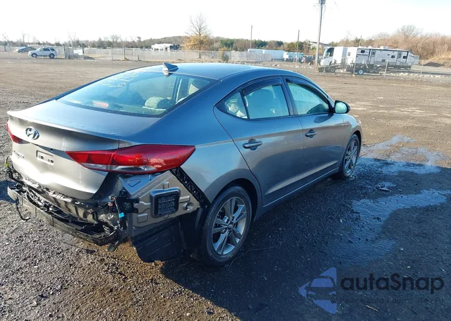 5NPD84LF1JH245489: 43793791