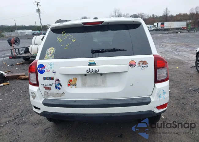 1C4NJDBB6GD617933: 43794953