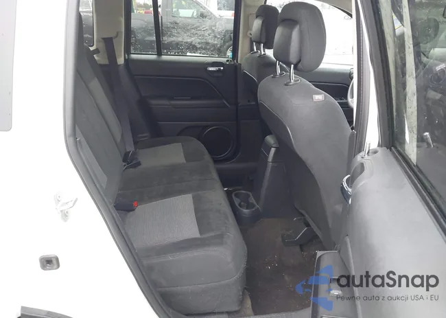 1C4NJDBB6GD617933: 43794953