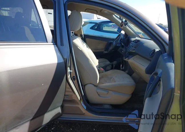 2T3BF4DV3CW267332: 43795127