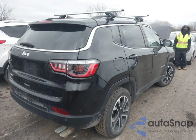 3C4NJDCB4NT107201: 43795131