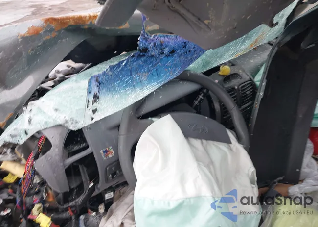 KMHCG45C62U312947: 43795236