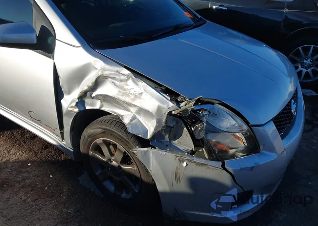 3N1AB6AD3BL727080: 43795264