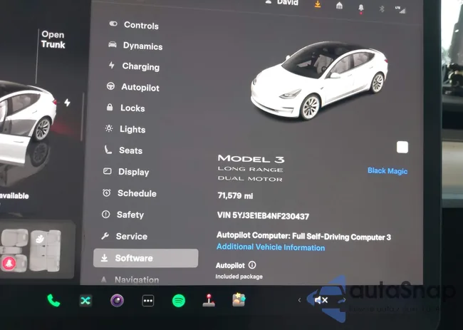 5YJ3E1EB4NF230437: 43795297