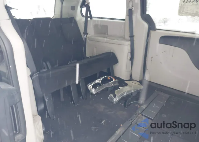 2C4RDGCG8DR686183: 43795343