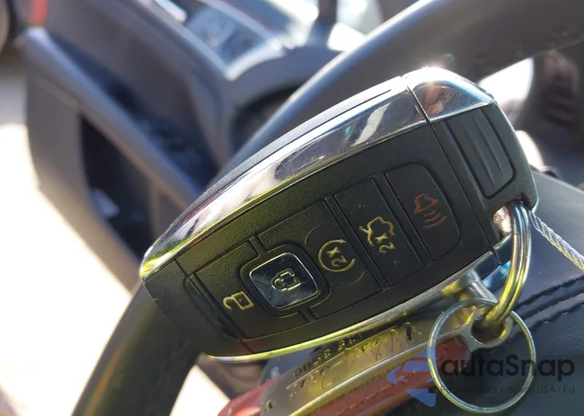 3LN6L5E92JR625907: 43795466