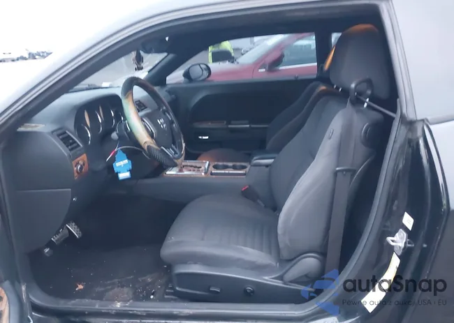 2C3CDYAGXDH679633: 43795487