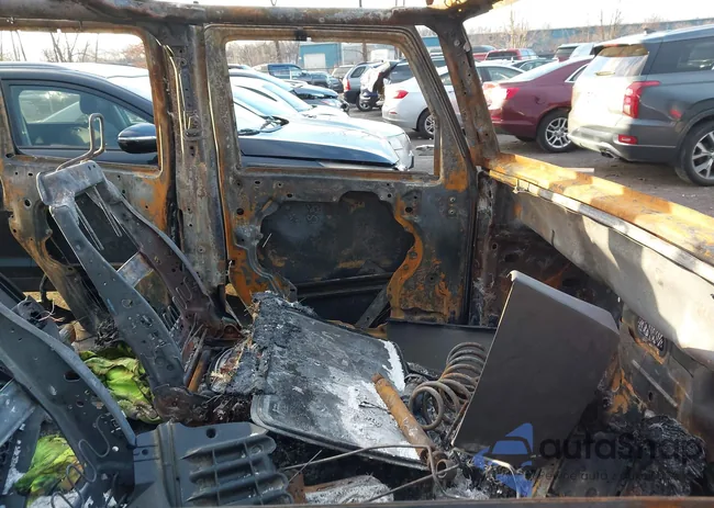 1C4BJWFG3FL766843: 43794887