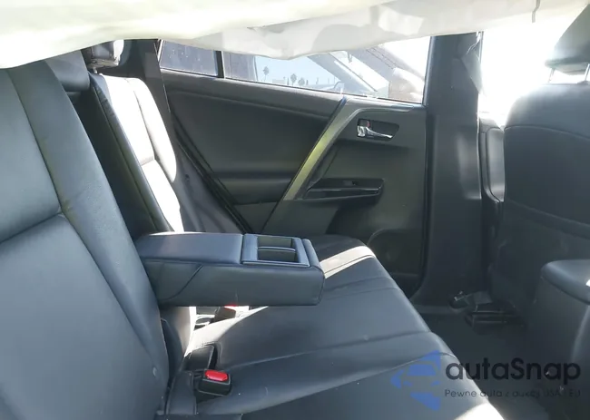 2T3NFREV0GW295121: 43796039