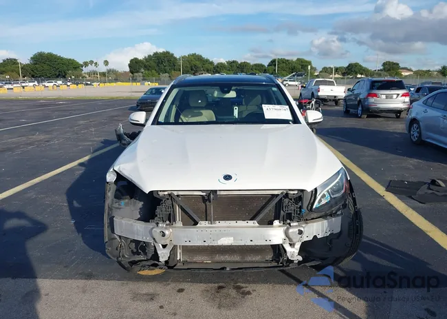 WDC0G4JB3JV077124: 43796070