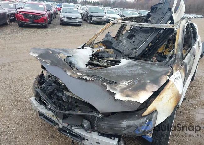 JA32W8FV4FU021300: 43796204